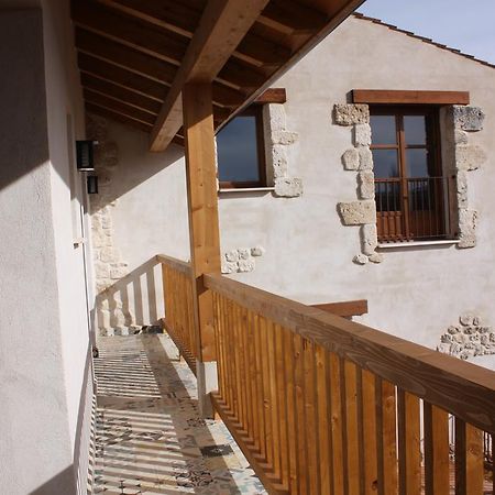 Casa De Laura Guest House Aldeasona Luaran gambar