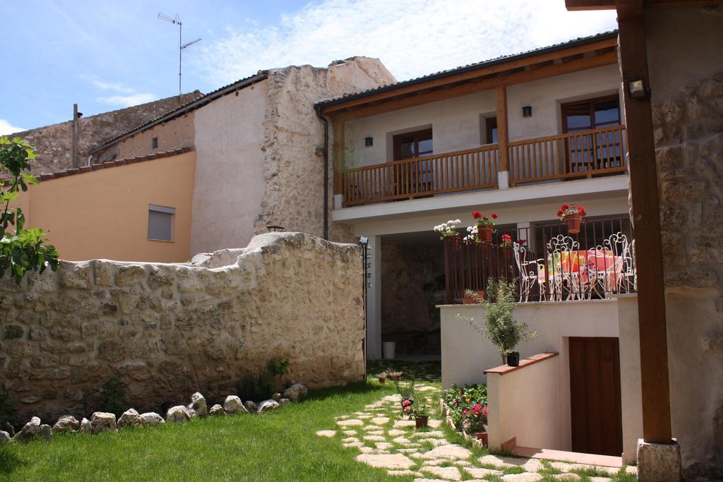 Casa De Laura Guest House Aldeasona Luaran gambar